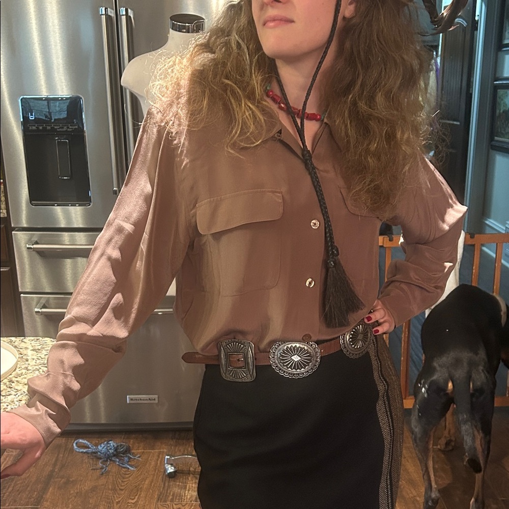 NWT Orvis Sz M Women's Brown Silk Button Down Shirt